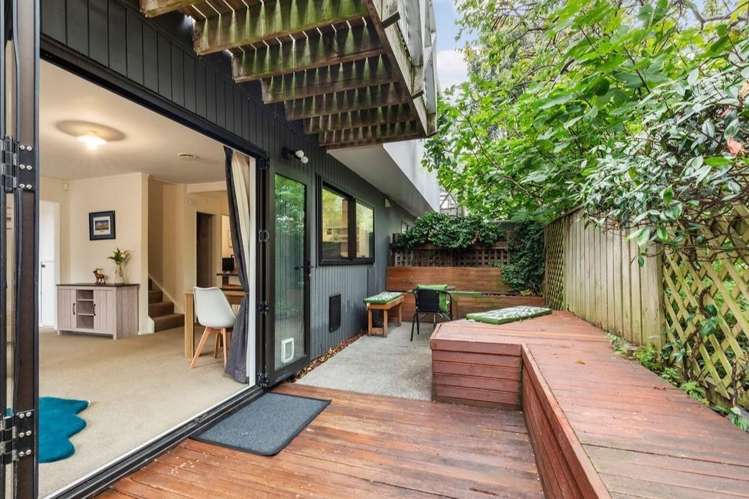 4/163 Queens Drive Lyall Bay_7