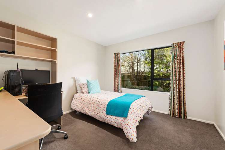 82 Redvers Drive Belmont_17