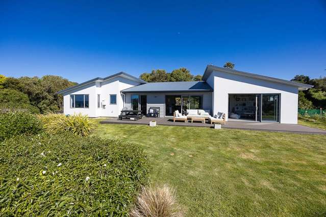 213 & 213A Tomahawk Road Andersons Bay_4