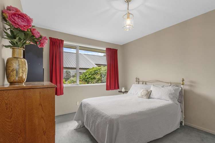 2/18 Woodbury Street Avonhead_8