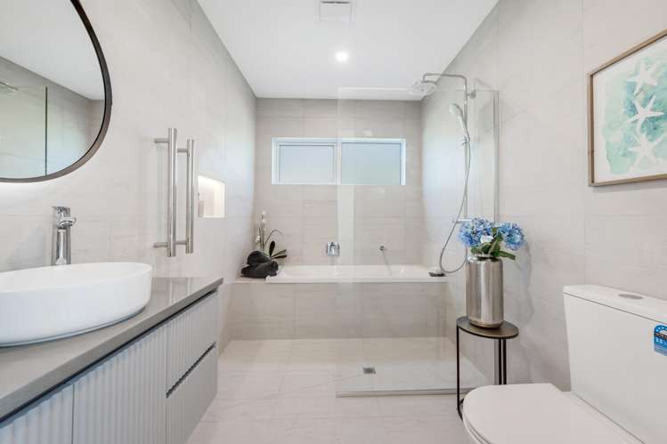 78A Bramley Drive Farm Cove_20