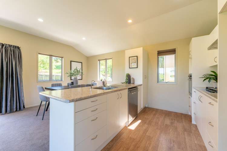 15E Tenby Street Moeraki_4