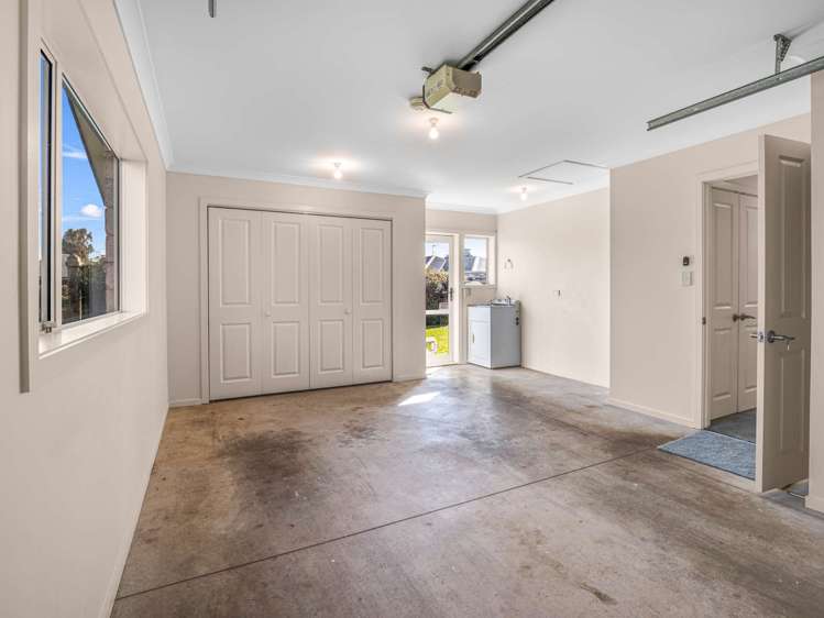 18 Gilligan Close College Estate_17