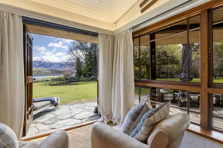 11 Arrowtown-Lake Hayes Road Lake Hayes_9