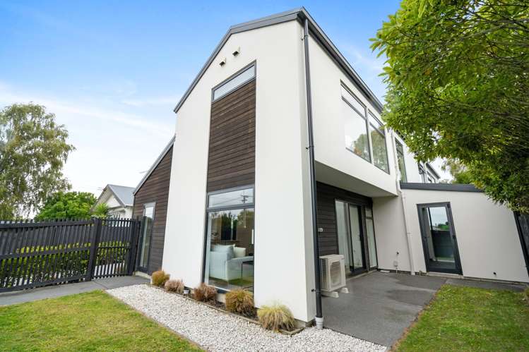 199A Hills Road Edgeware_1