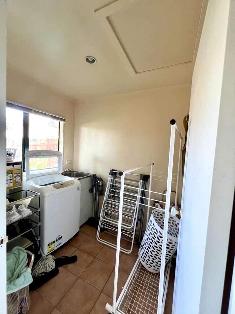 33B Koromiko Street New Lynn_13