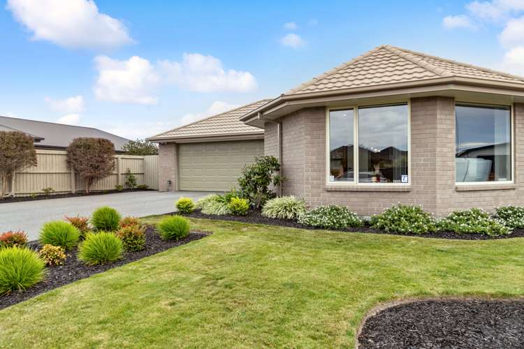9 Flaxon Place Burwood_12
