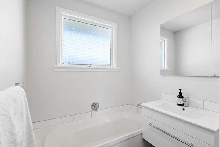 30 Moore Street Rolleston_13