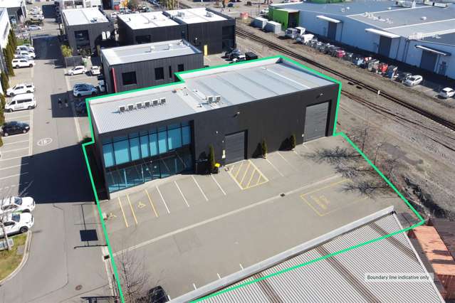 Modern Industrial Facility in a Strategic Location