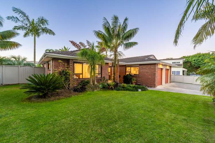 20 Butley Drive Farm Cove_3