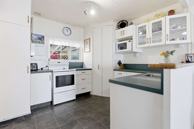 2B Beach Street Fitzroy_14