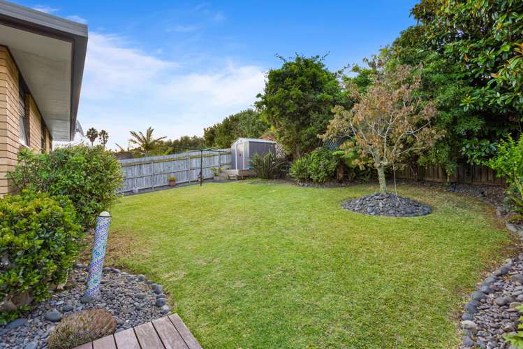 43 Polkinghorne Drive Manly_2