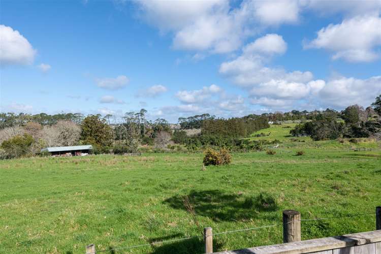 8 Irongate Avenue Ranui_30
