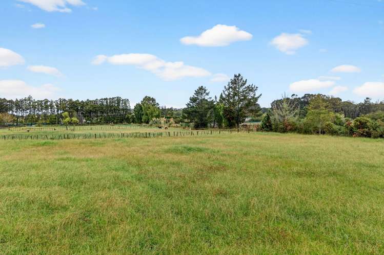 61 Boord Crescent Kumeu_34