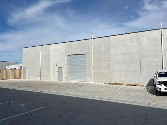 6/1 Lake Bryndwr Lane Burnside_1