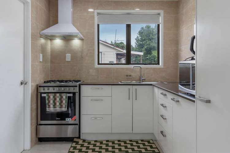 1/20 Funnell Place Manurewa_7