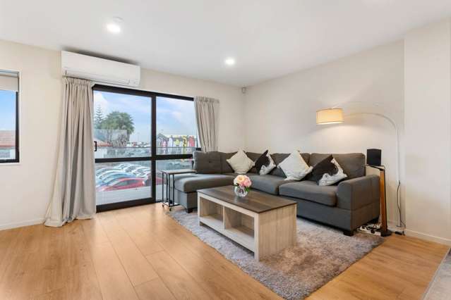 2/20 Charles Street Papatoetoe_3