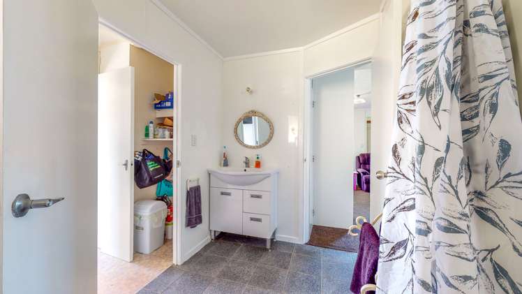 1261b East Coast Road Whakatiwai_7