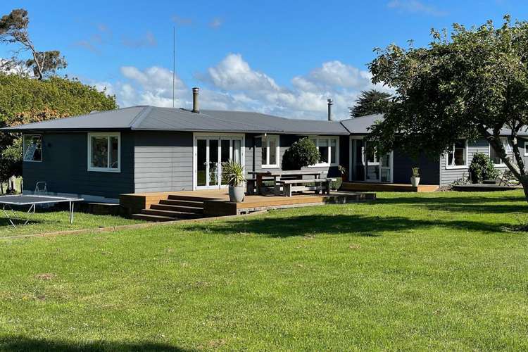 1397 Makino Road Halcombe_6