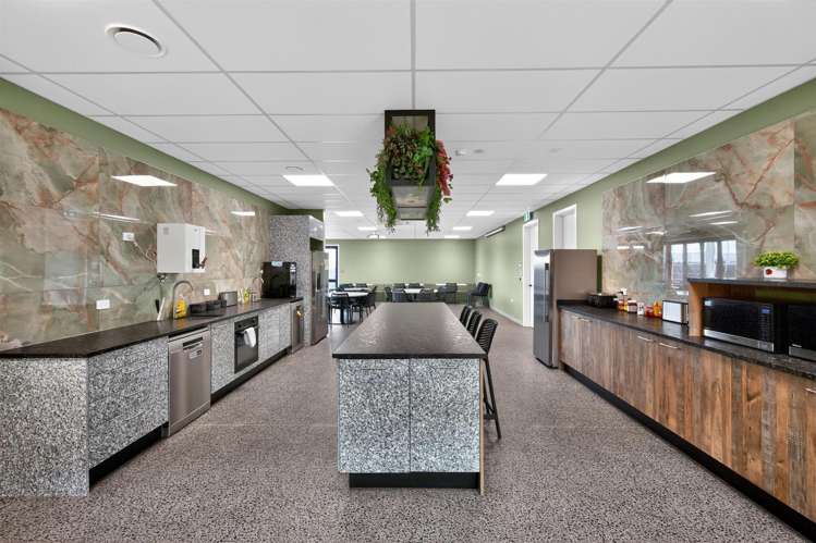 49 Mclaughlins Road Wiri_8