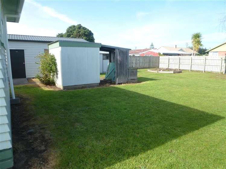 25 Hudson Avenue Bulls_5