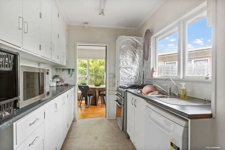 30 Rangitiki Crescent Lynfield_12