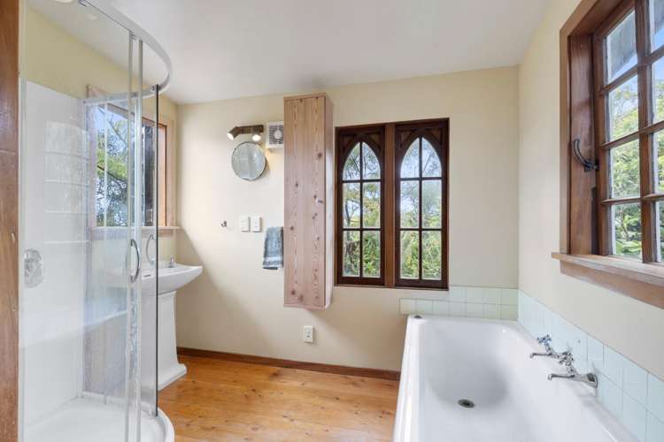 716 Coast Road Warrington_16