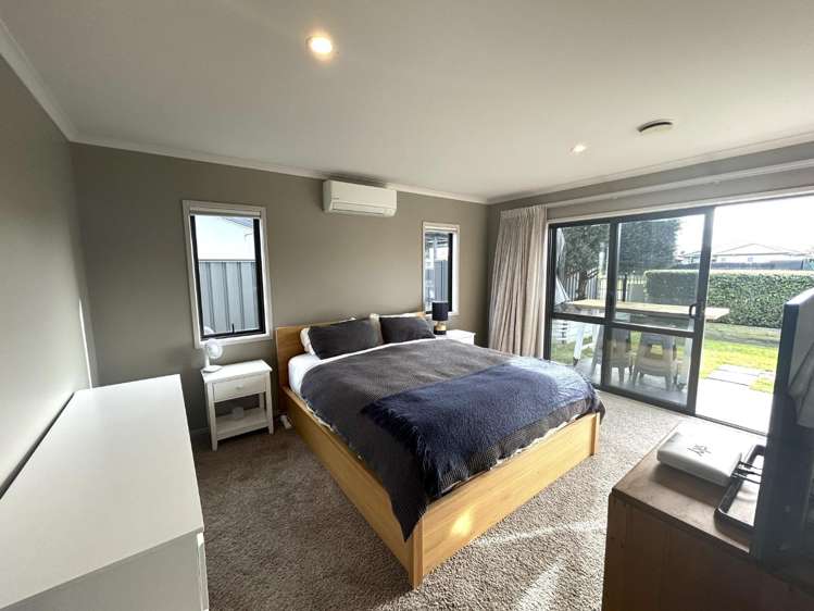 25 Squire Drive Awatoto_13