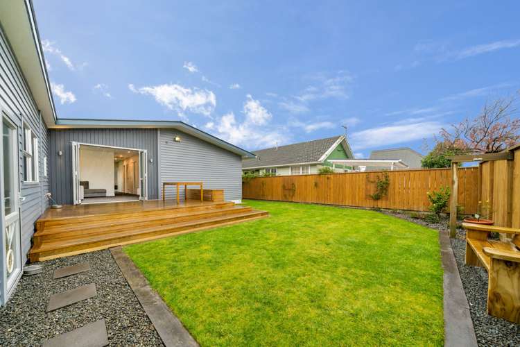 7 Riversdale Road Clouston Park_17