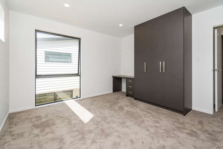 7 Pihoihoi Place Hobsonville_18