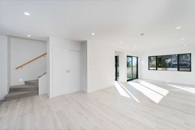 141E Glengarry Road Glen Eden_4