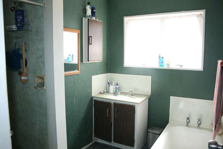 13 Peter Lippa Drive Kawerau_10