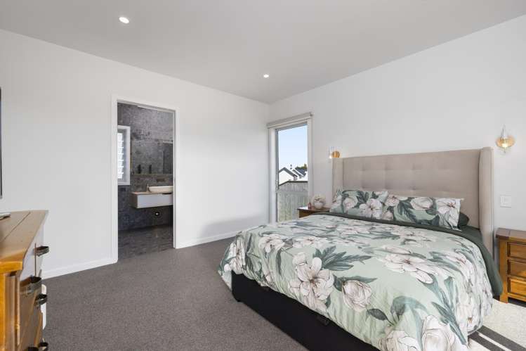 20 Coralie Place Lansdowne_13