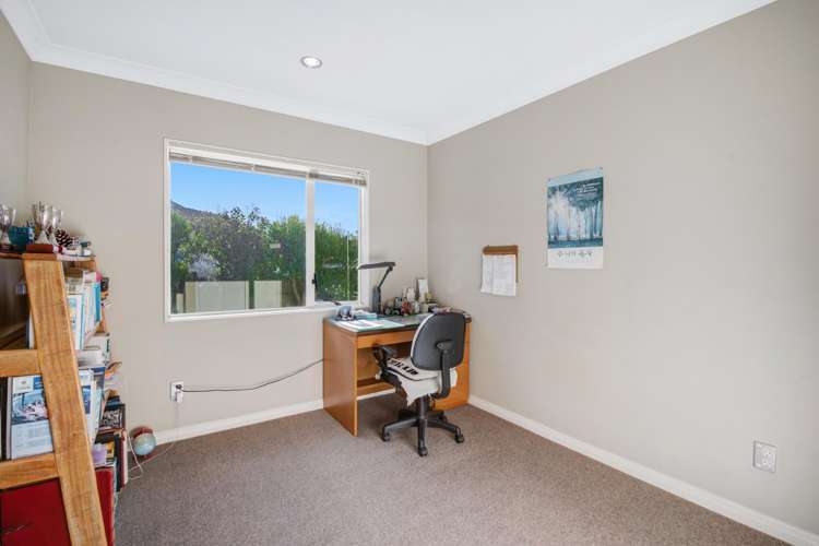 31 Goldfinch Rise Unsworth Heights_11