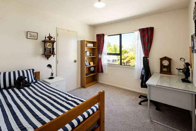 26B Balloch Street Fairfield_13