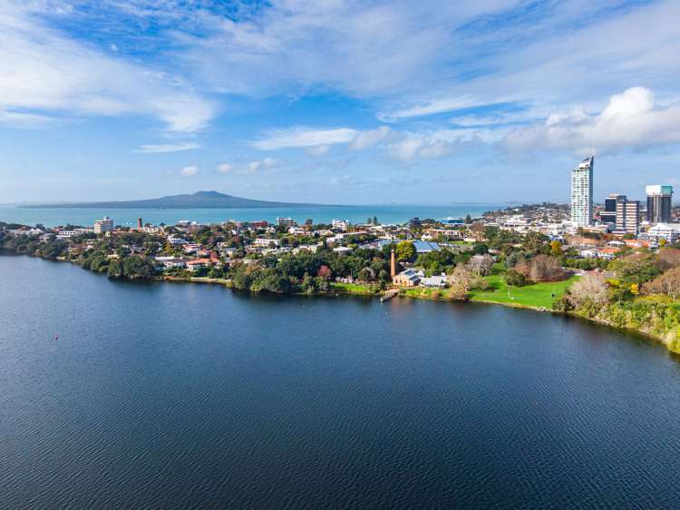 1/14 Lake View Road Takapuna_20