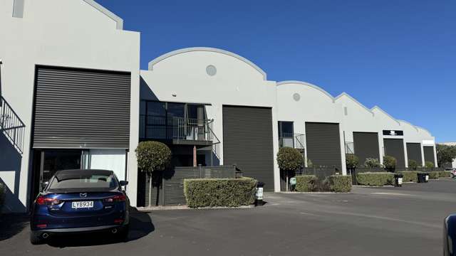 23/6 Airborne Road Albany_2