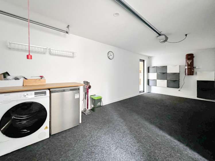 49B Northboro Road Belmont_11