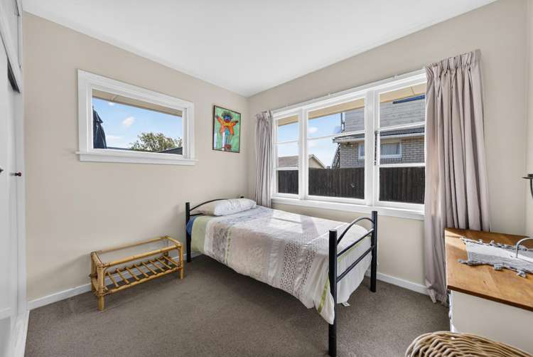 37 Carlsen Street Burwood_13