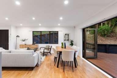 3/599 Glenfield Road_2