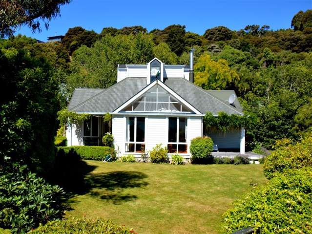 36 Penlington Place Akaroa_1