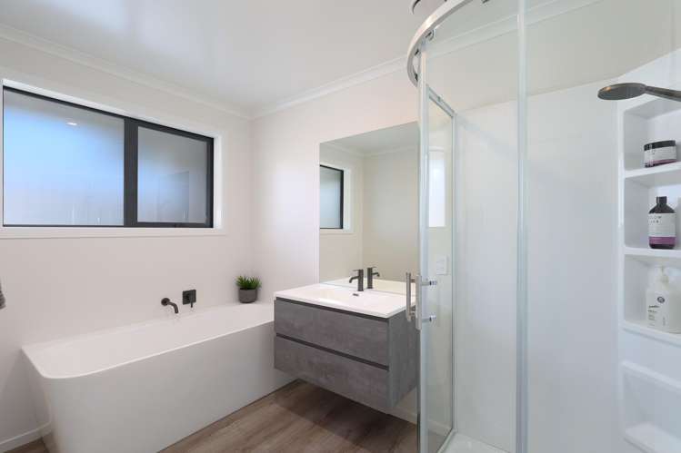 66 Katania Heights Brightwater_15