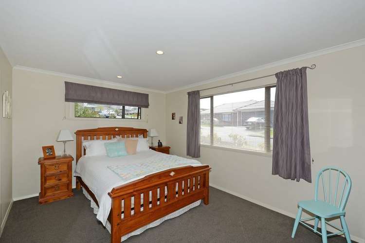 18 Ronald Scott Grove Riverstone Terraces_10