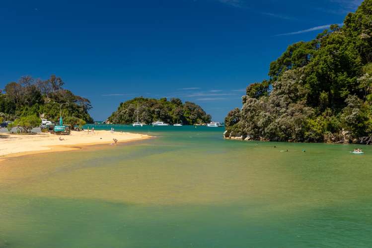 8 Inlet Road Kaiteriteri_5