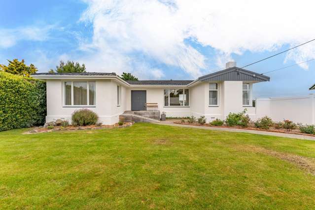Renovated Home with Golf Course Views