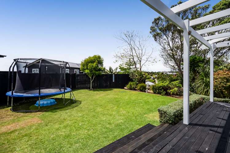 20 Maple Crescent Whalers Gate_31