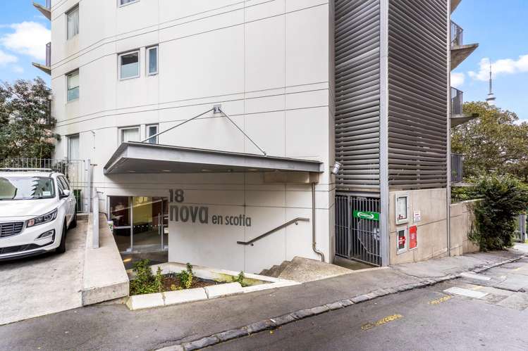 8B/18 Scotia Place Auckland Central_13