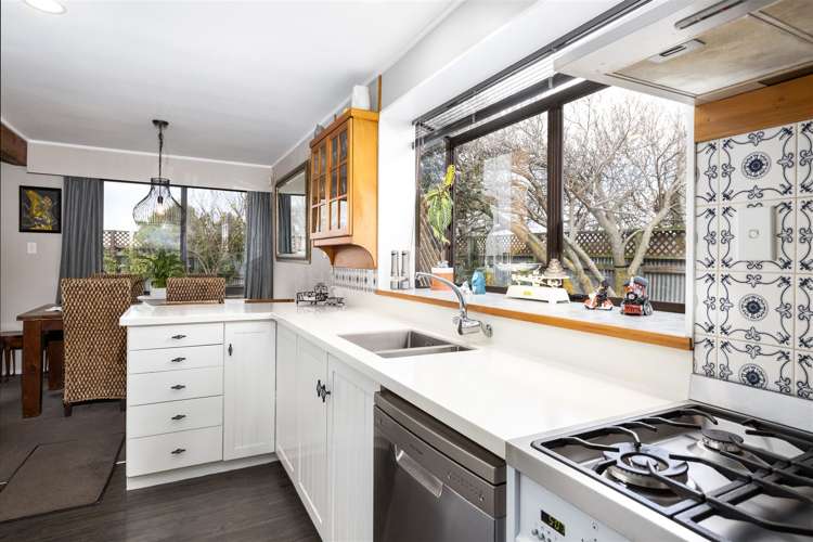 2 Bank Street Springlands_6