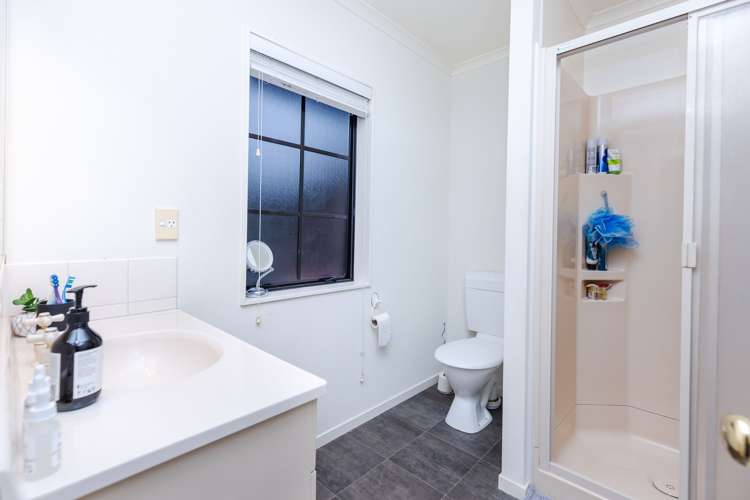 11 Greenough Place Rototuna_14