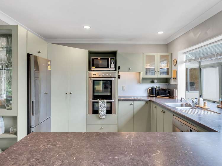 6 Holdsworth Drive Otamatea_8